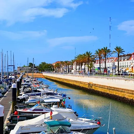 Alfarrobeira-with Superb Sun Terrace Lejlighed Tavira