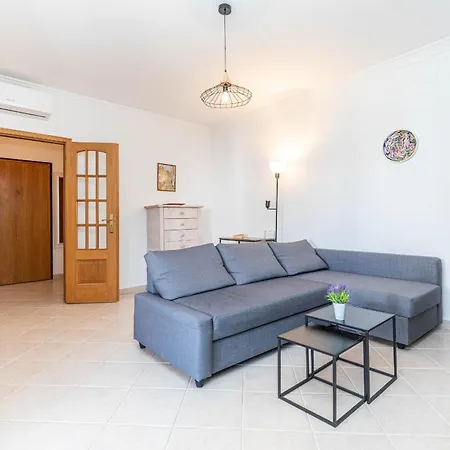 Apartment Alfarrobeira-with Superb Sun Terrace
