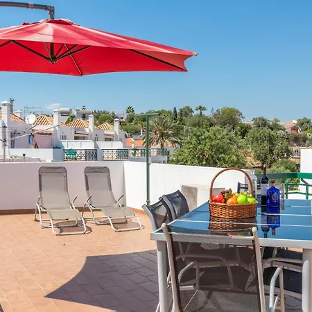 Alfarrobeira-with Superb Sun Terrace Apartment *