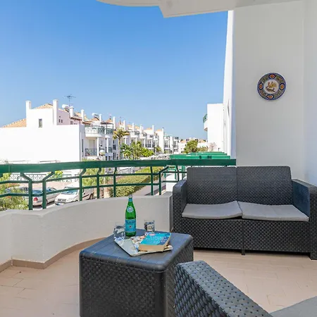 Apartment Alfarrobeira-with Superb Sun Terrace